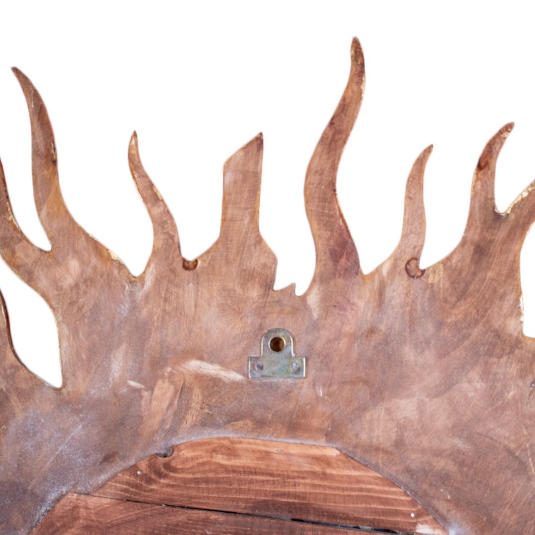 Backside of gold flamme mirror – decorative sunburst wall mirror