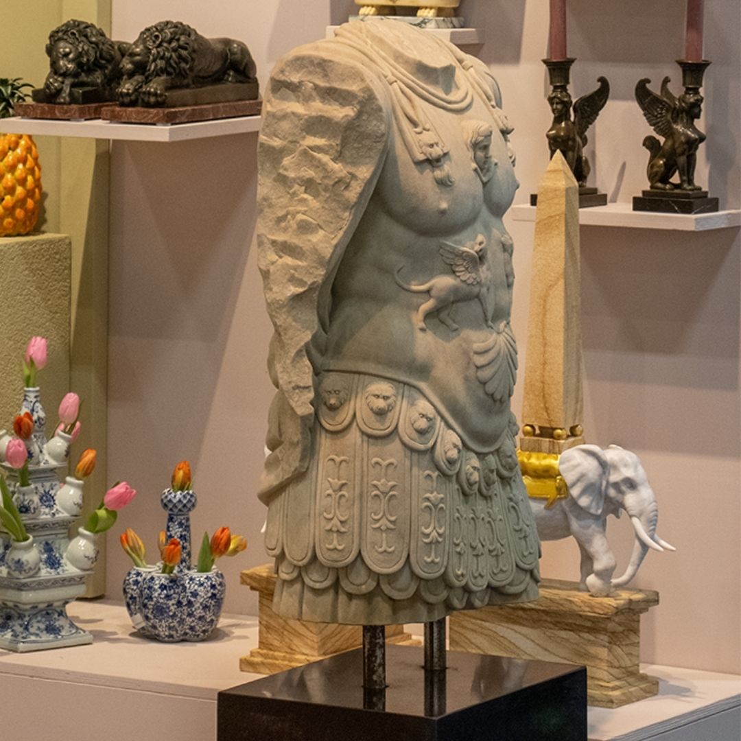 Romeinse Torso met Kuras en Paludamentum