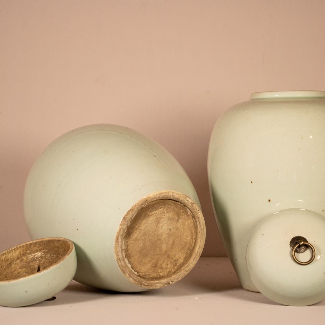 Paire de Pots en Porcelaine Blanc de Chine