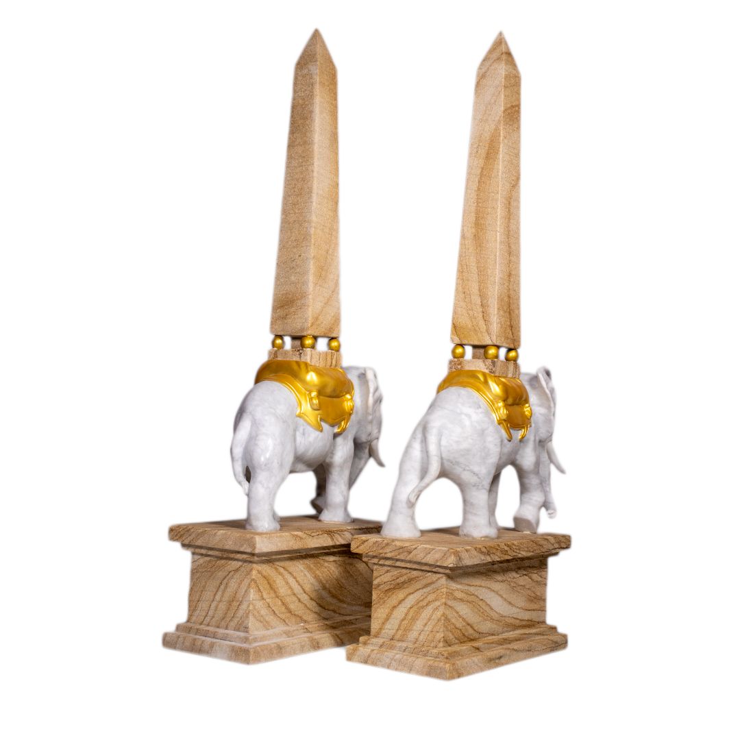 Olifant met Obelisk - Paar